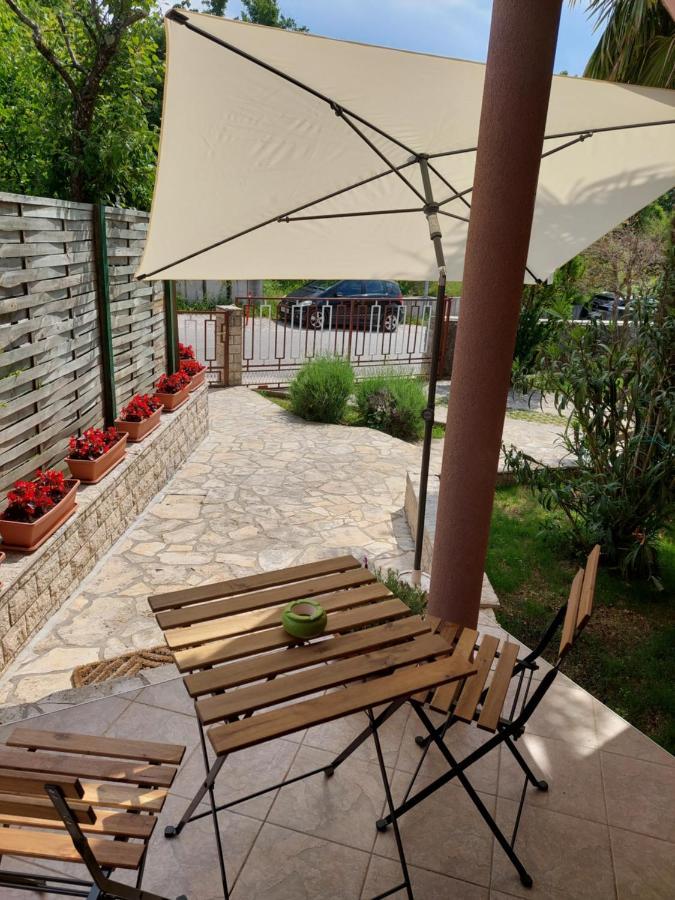 Apartman Gina لابين المظهر الخارجي الصورة
