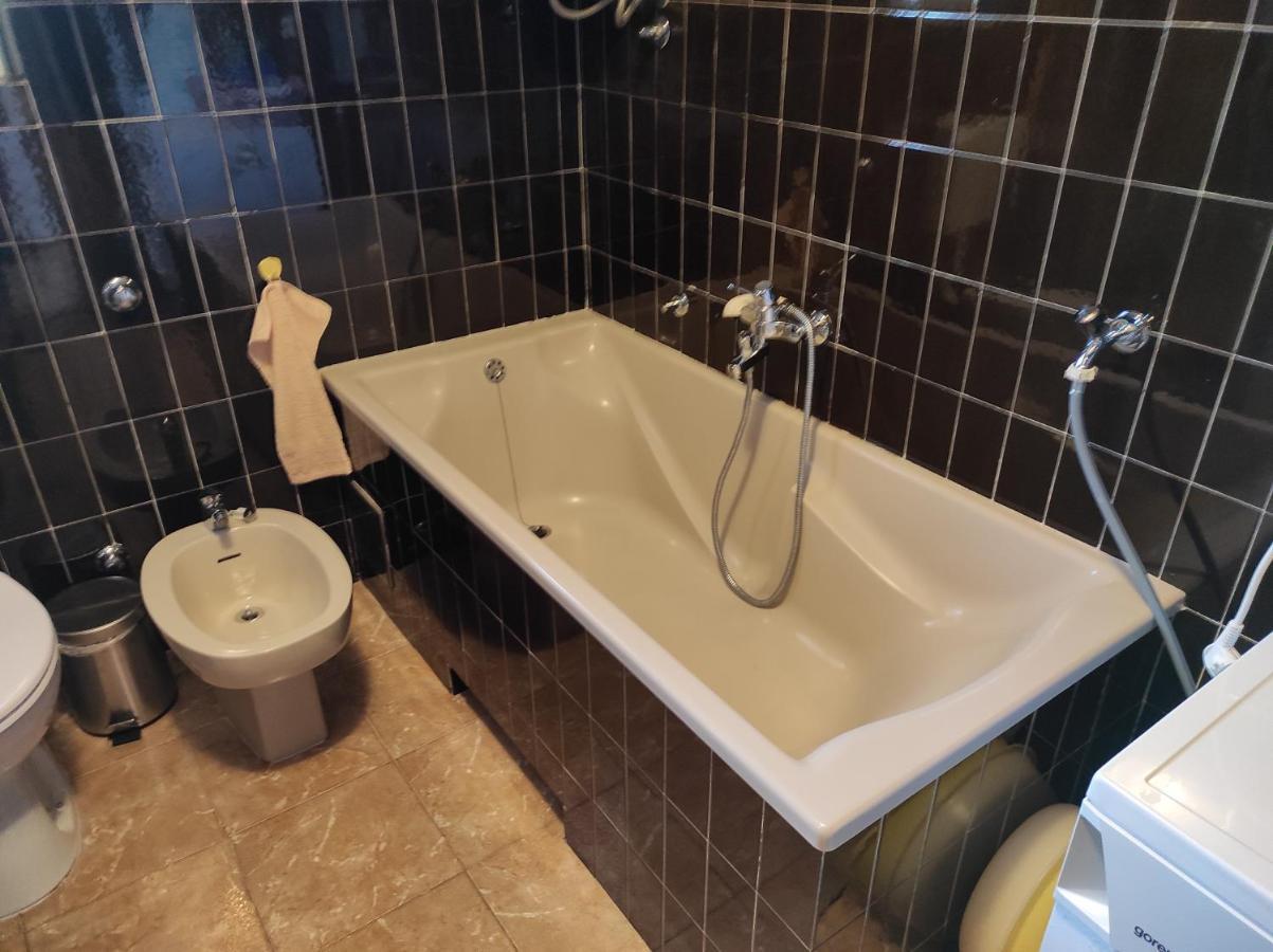 Apartman Gina لابين المظهر الخارجي الصورة