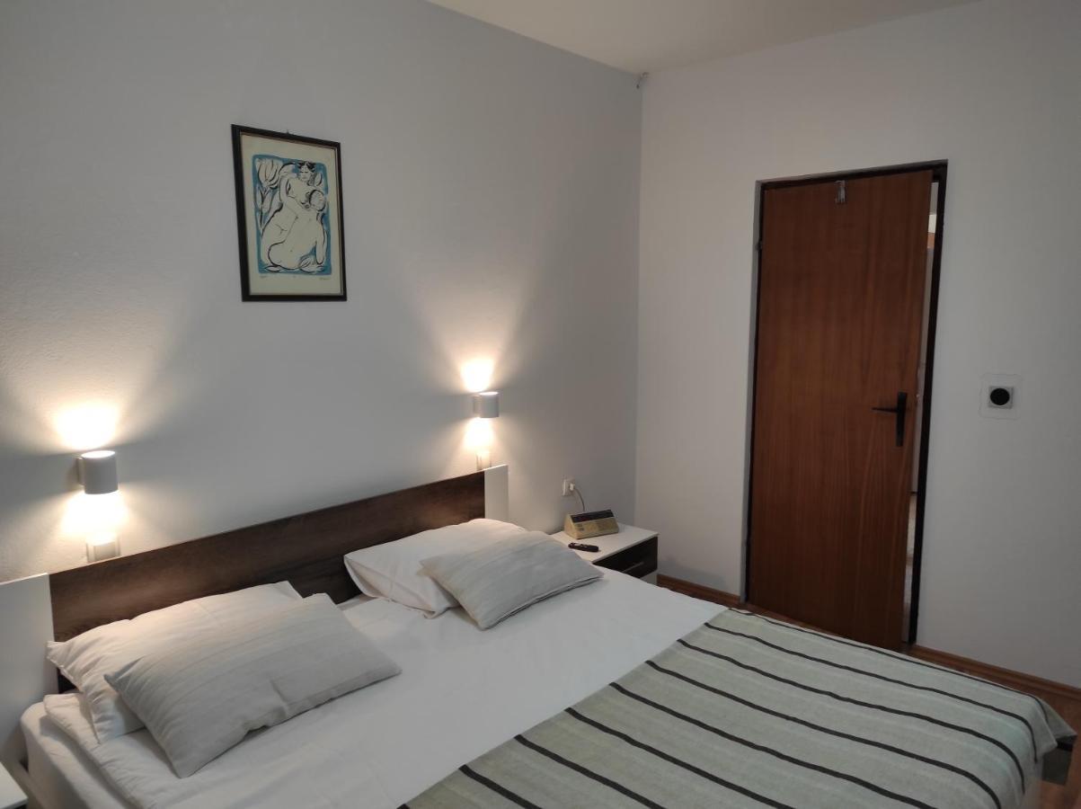 Apartman Gina لابين المظهر الخارجي الصورة